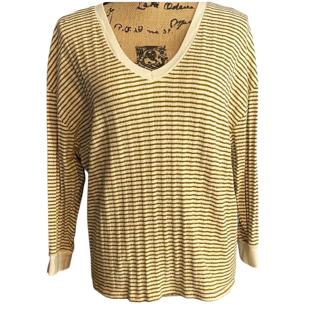 Anthropologie V-Neck Top - Large